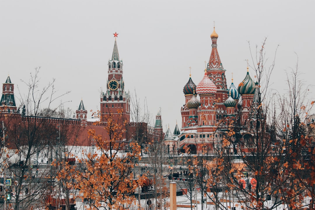 Россия отменяет визы с тремя странами: что это значит